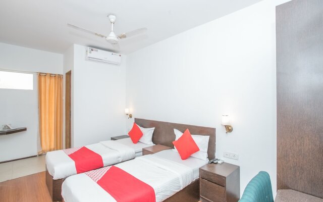 OYO 12525 Aditya Inn