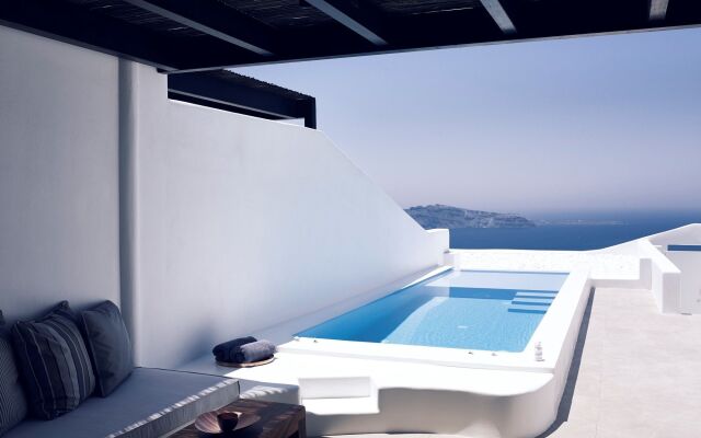 Cavo Tagoo Santorini