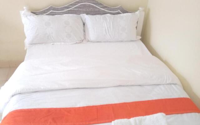 Luna Light Guest House