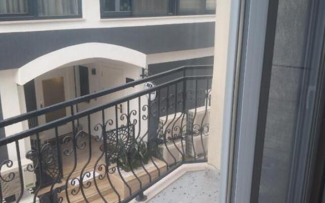 Kaptan Apart-1 Fethiye Karagözler Evinizden uzak eviniz