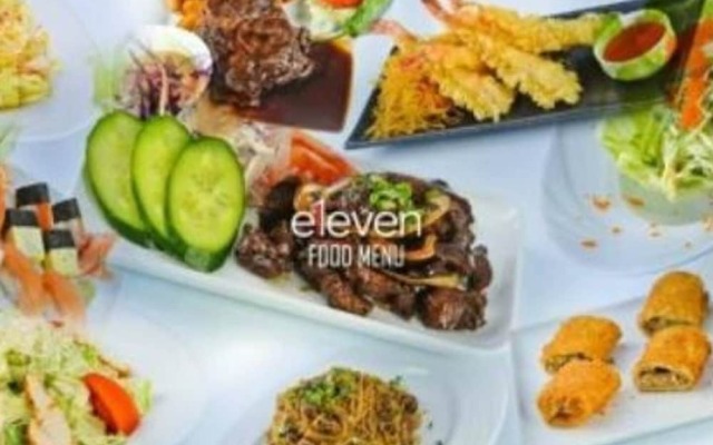 Couples Retreat @downtown With Lakeshore View