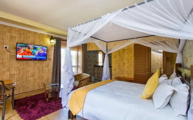 Nokras Riverine Hotel & Spa