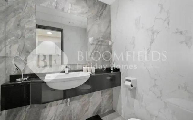 1306 Bloomfields Casual STU Elite Tower