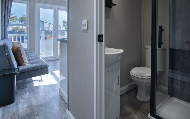 The Studio - 1 Bedroom Cabin - Amroth