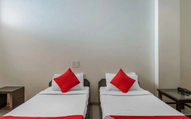 OYO 22349 Hotel Rainbow Inn