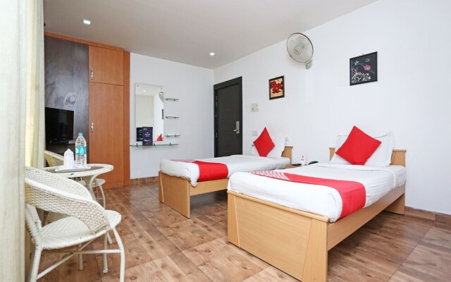 OYO 2794 Hotel Plaza Inn