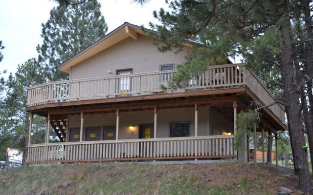 Custer Crazy Horse Campground