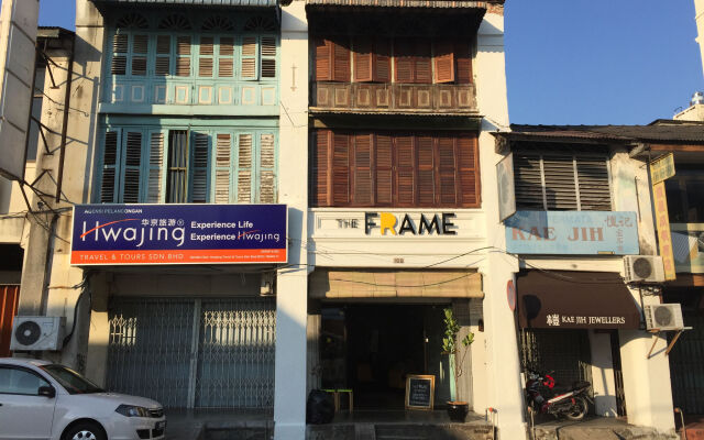 The Frame Guesthouse - Hostel