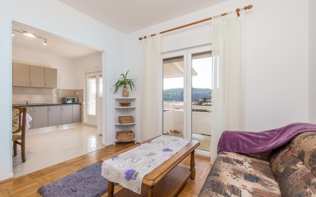 Stunning Home in Kampor With Wifi and 4 Bedrooms