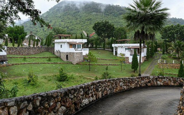 Swiss Valley Hip Resort