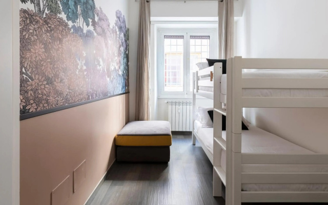 5-Bedroom and Terrace near Ostiense and San Saba