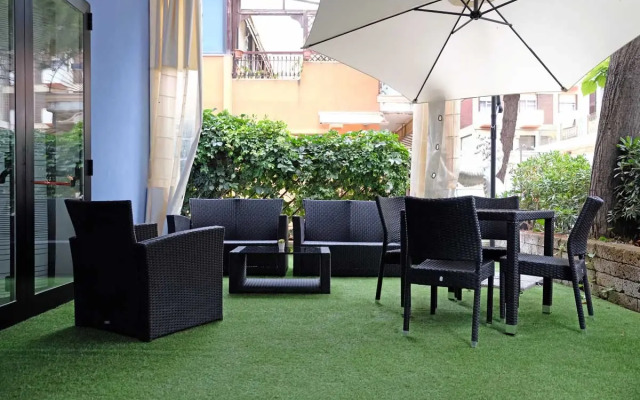 Hotel Canasta