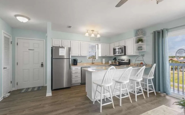 Lagoon Sun 5 by RedAwning