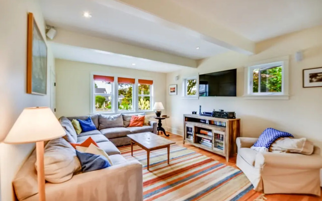 Sunset Hill Sea View - Five Bedroom Home