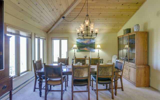 Vail 'treehouse' + Hot Tub, Sauna & Mtn Views