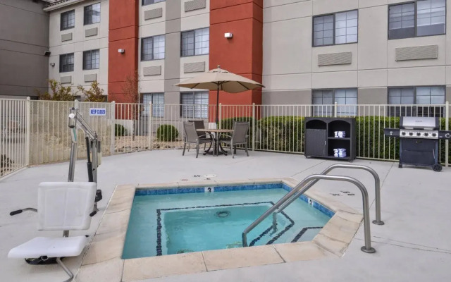 Holiday Inn Express Westley by IHG