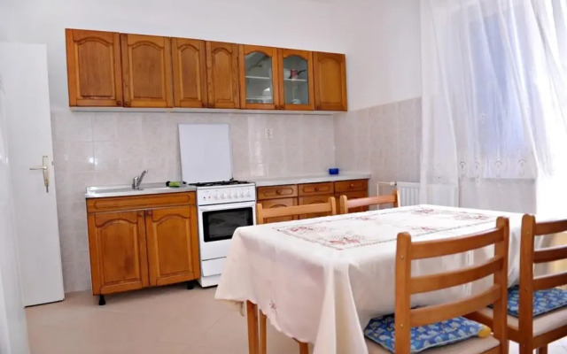 Draga - 15 m From Pebble Beach - A4