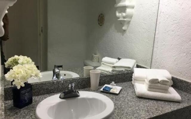 Best Beach Apartments - Cancun Plaza