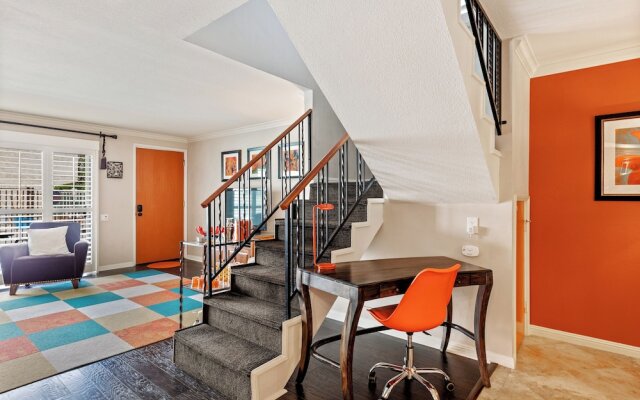 Sunkist at 411 - Community Pool