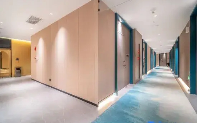 Zhihan Huanpeng Hotel (Kashgar Convention and Exhibition Center)