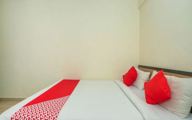 OYO 28119 Omkar Global Inn