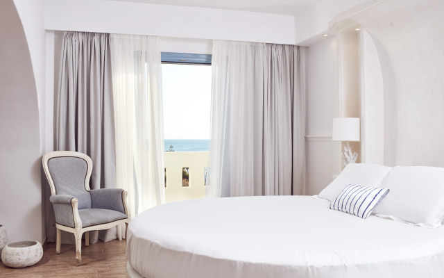 Lagos Mare Hotel