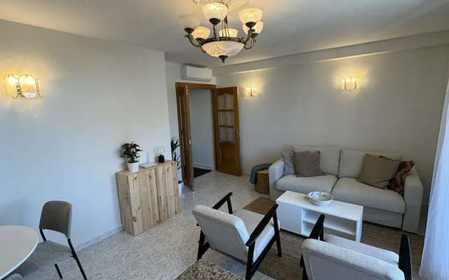 Beachfront Apartment With Seaview Terrace