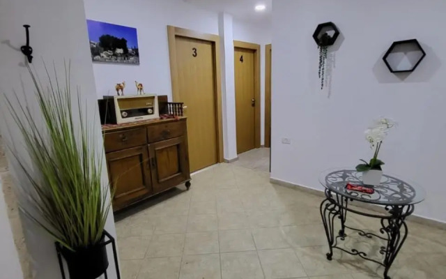 Maria's GuestHouse - Uphill View of Nazareth F