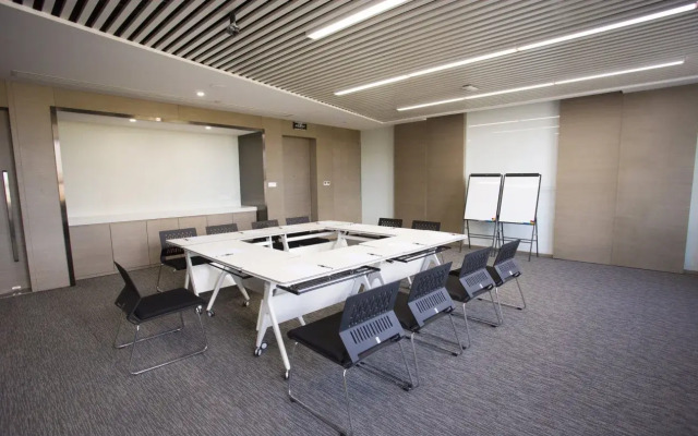 Holiday Inn Express Chifeng Hongshan by IHG