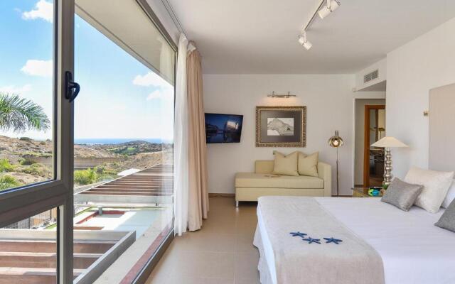 Villa Los Dragos 4 Salobre by VillaGranCanaria