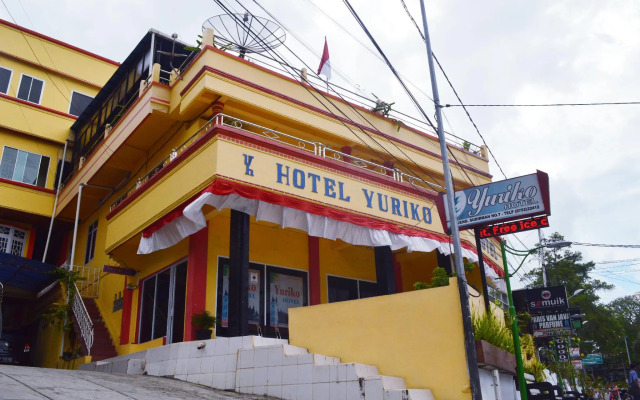 hotelImage