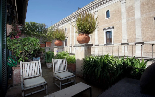 Charm and Style by Campo de Fiori