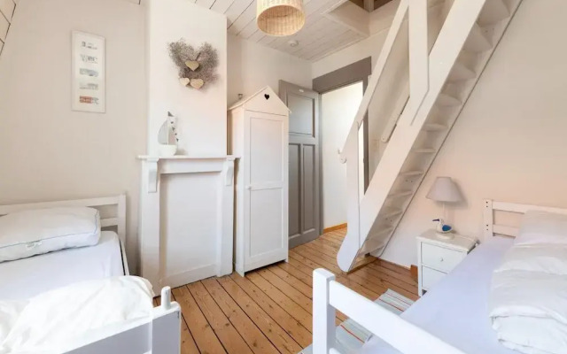 Seaside Charm & Privacy