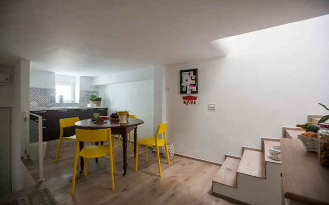 Porta degli Antichi Casali