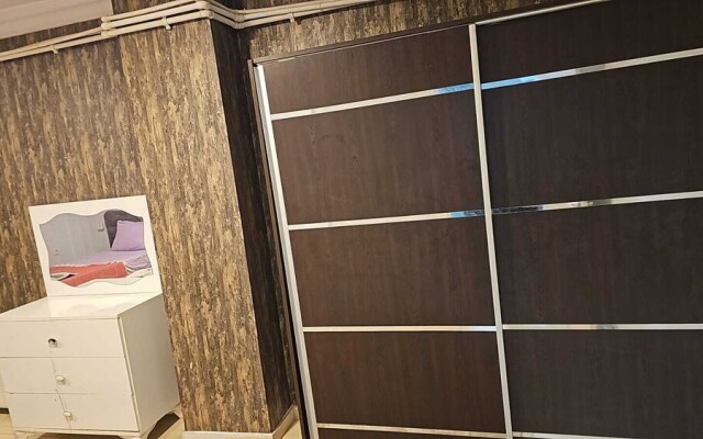 Midtown Hotel Apartments 404