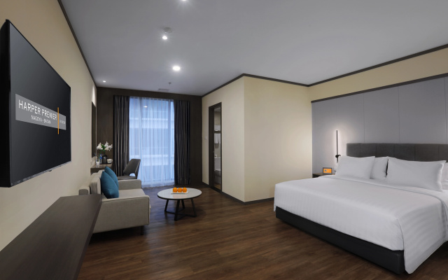 Harper Premier Nagoya Batam – Guest Rooms – Batam