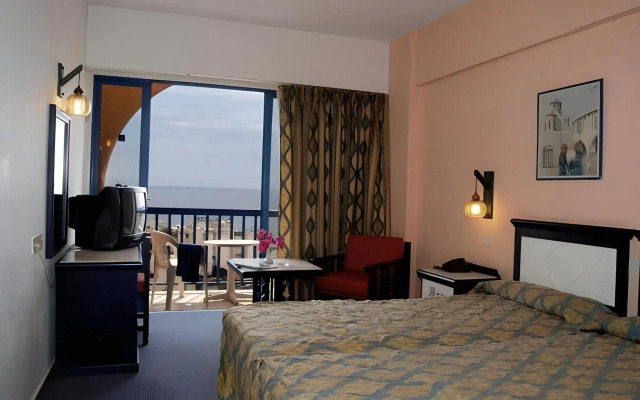 Navarria Hotel