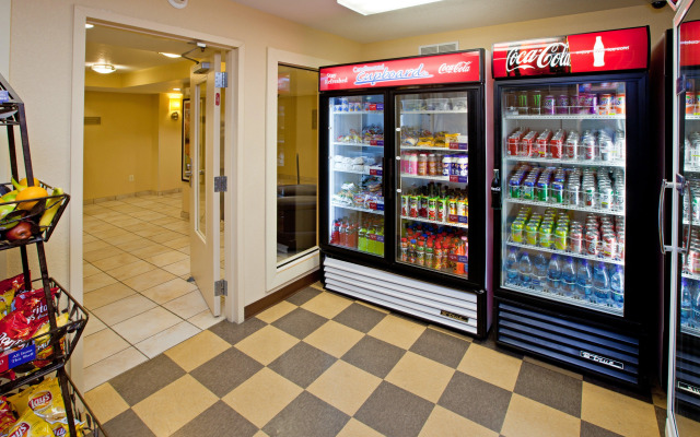 Candlewood Suites Indianapolis Downtown Medical District by IHG