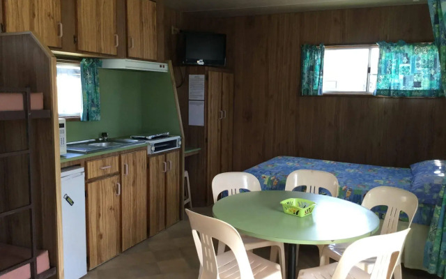 Riviera Caravan Park