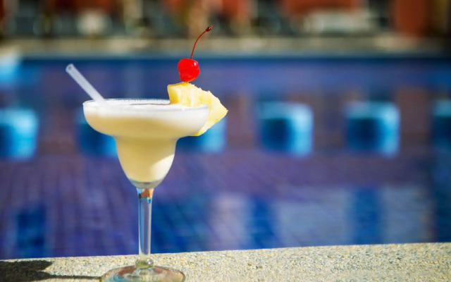 City Express Suites by Marriott Cabo San Lucas
