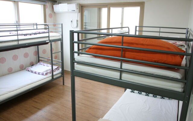 Seoulwise Guesthouse - Hostel