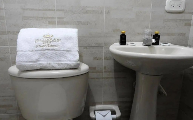 Hotel Sello Dorado