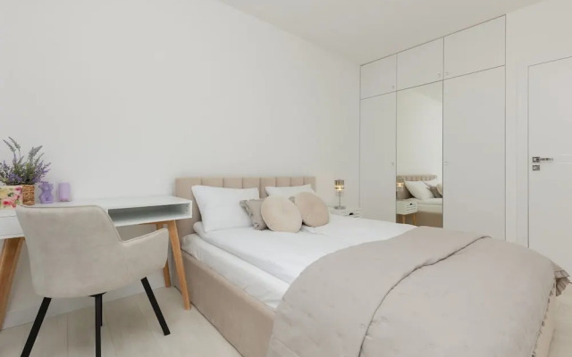 Zabłocie Apartments Cracow by Renters