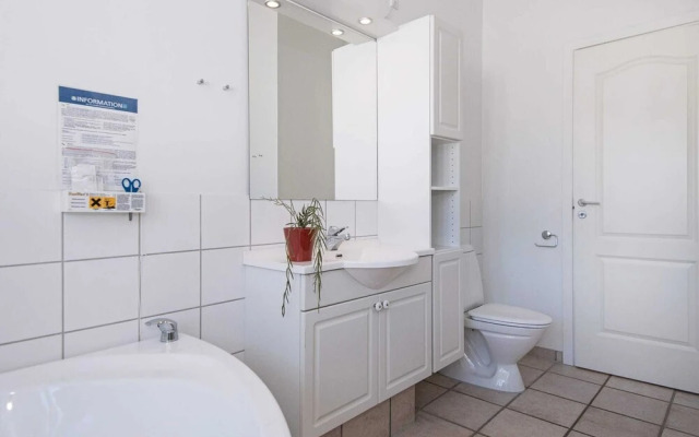 8 Person Holiday Home in Aabenraa-by Traum