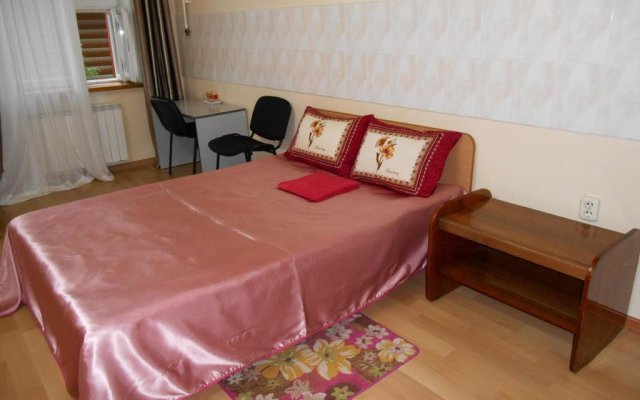 Avrora Hotel