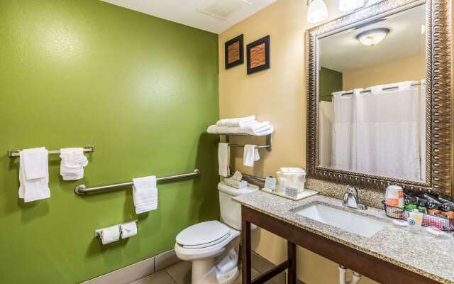 Comfort Inn & Suites Panama City North