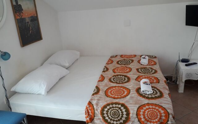 Room-wonderfull View to the Entire bay o