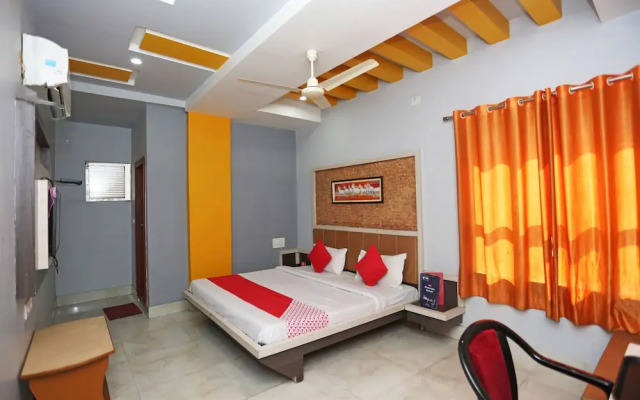 Oyo 23395 Hotel Taj & Restaurant