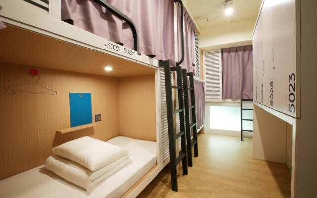 Loosha Hostel