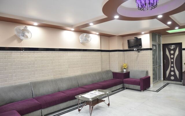 OYO 10155 Vijay International